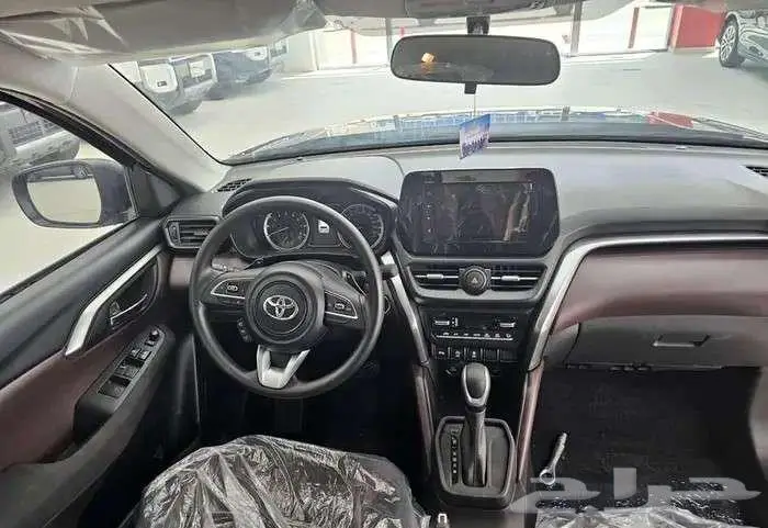 تويوتا اوربان كروزر GL موديل 2025 ( تقسيط جميع البنوك ) 4