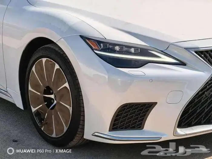 لكزس 500 LS موديل 2022 هيبرد فل كامل حبه فقط ابيض لؤلؤي 12