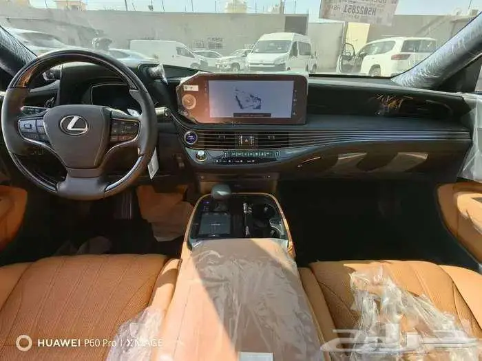 لكزس 500 LS موديل 2022 هيبرد فل كامل حبه فقط ابيض لؤلؤي 14