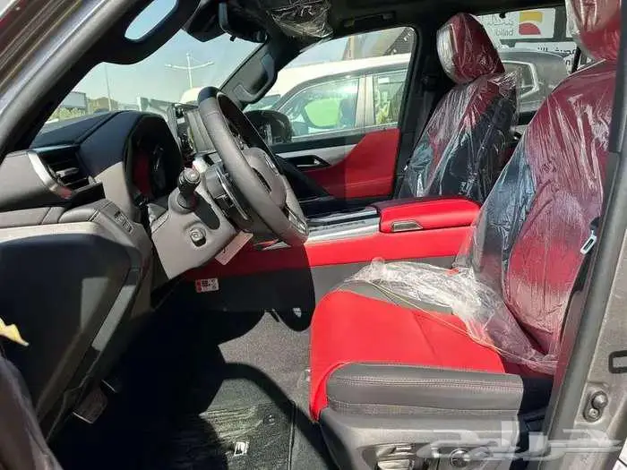 لكزس LX600 اف سبورت خليجي 2025 كاش وتقسيط 7