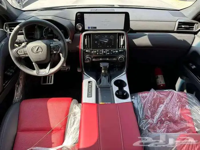 لكزس LX600 اف سبورت خليجي 2025 كاش وتقسيط 1