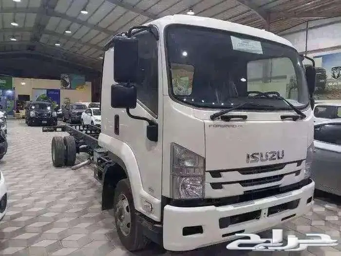 ايسوزو دينه 7.5 طن شاص طويل 6.89 ديزل 2025 كاش وتقسيط 4