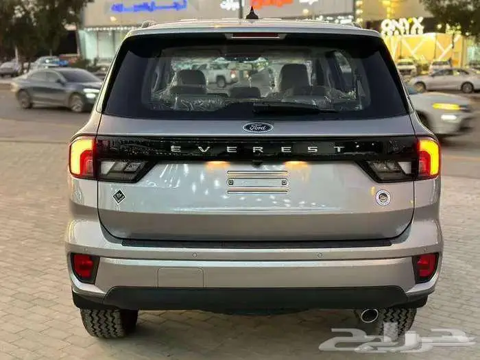 فورد ايفرست موديل 2025 XLSدبل دفع رباعي أصفار 7