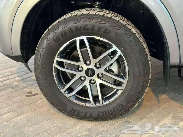 فورد ايفرست موديل 2025 XLSدبل دفع رباعي أصفار 11