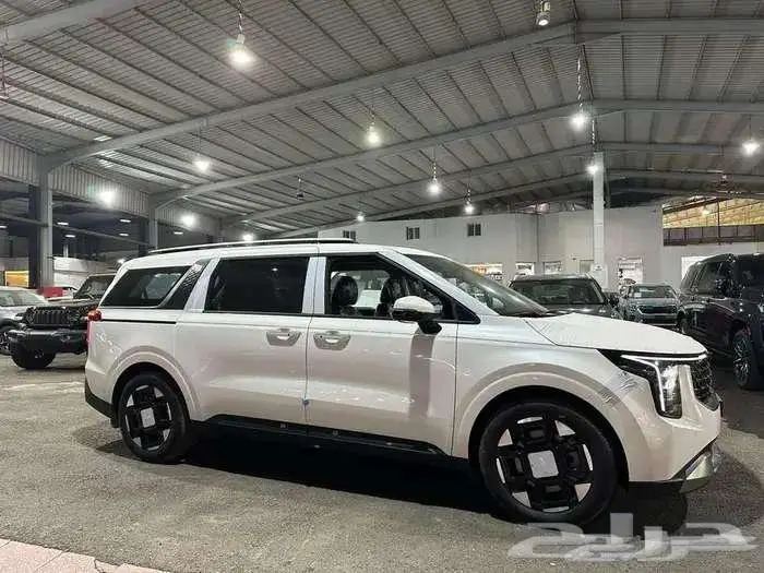كيا كرنفال نص فل موديل 2026 اقساط او كاش 4