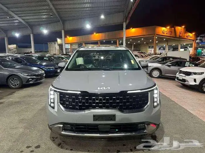 كيا كرنفال نص فل موديل 2026 اقساط او كاش 0