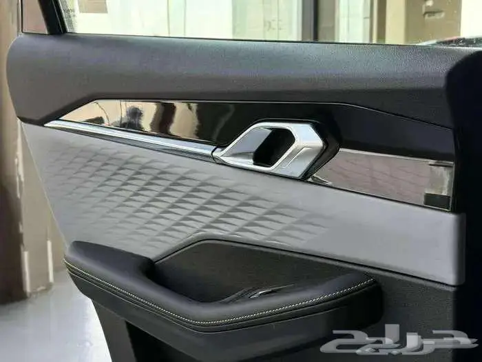 جيلى كولراى 2025 GL عروض خاصة 6