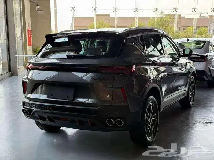 جيلى كولراى 2025 GL عروض خاصة 3