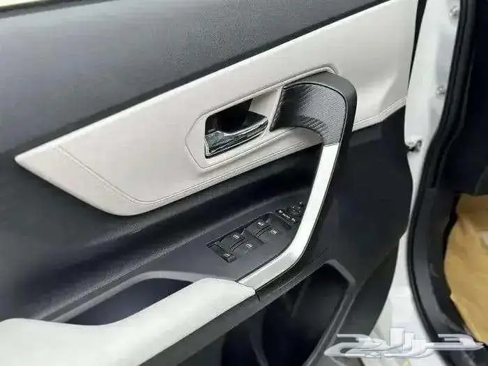 تويوتا فيلوز 2025 فل كامل أفضل الأسعار 4