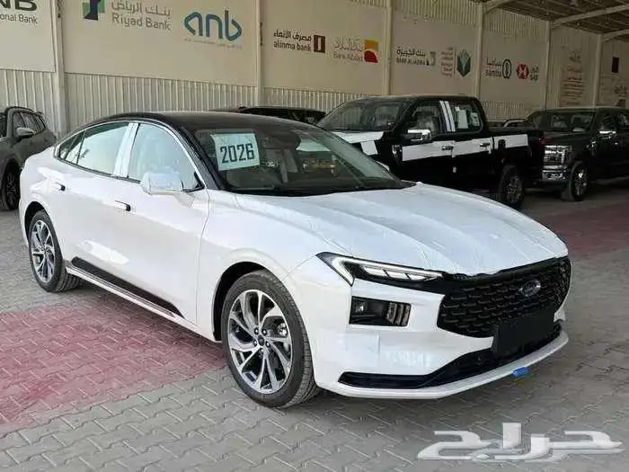 فورد تورس تيتانيوم بنزين فل كامل 2026 سعودى صيانه مجانيه 6