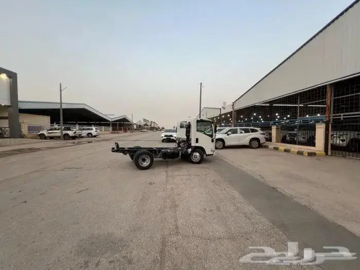 ايسوزو دينا 3.طن 2024 عرض تقصيد او كاش 1 8