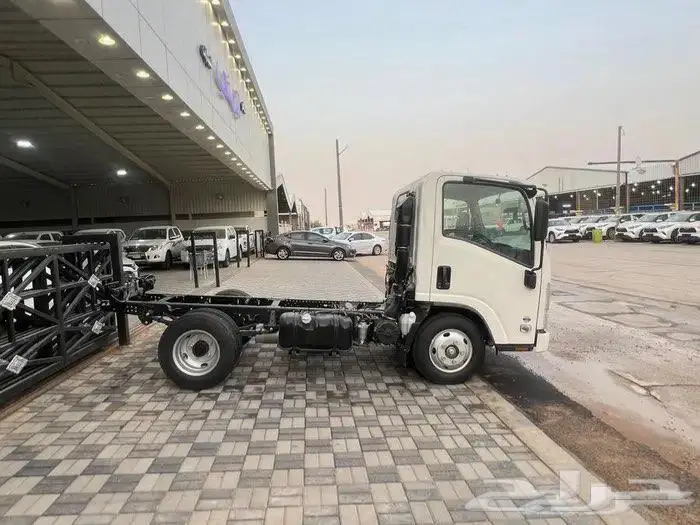 ايسوزو دينا 3.طن 2024 عرض تقصيد او كاش 1 12