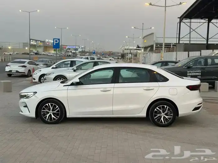 جيلي امجراند 2023 4