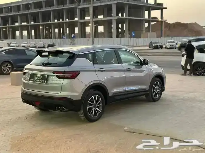 جيلي كولراي 2023 8