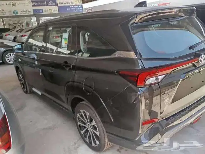 تويوتا فيلوز GLX موديل 2025 3