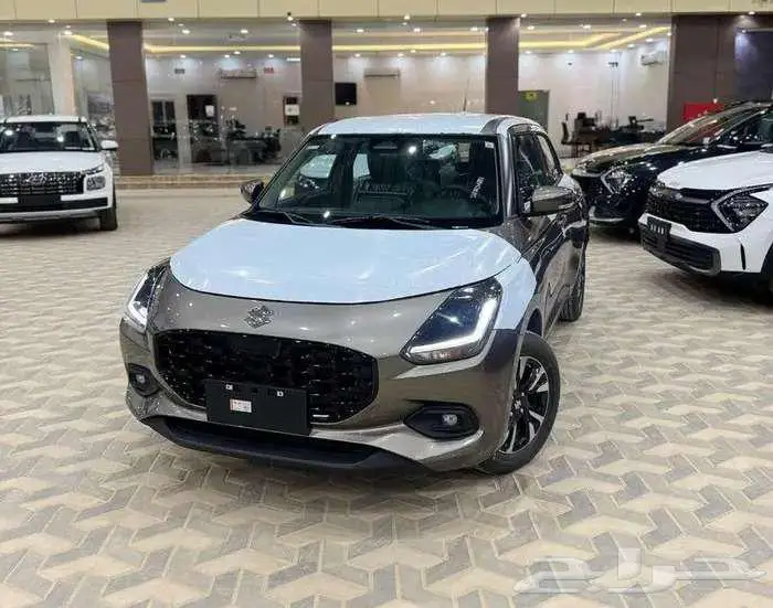 سوزوكي سويفت GLX فل 2025 اصفار 3