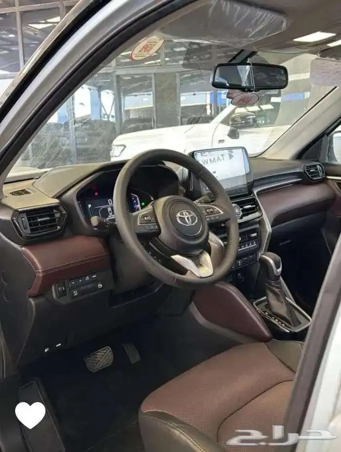 تويوتا اوربان كروزر فل كامل موديل 2026 4