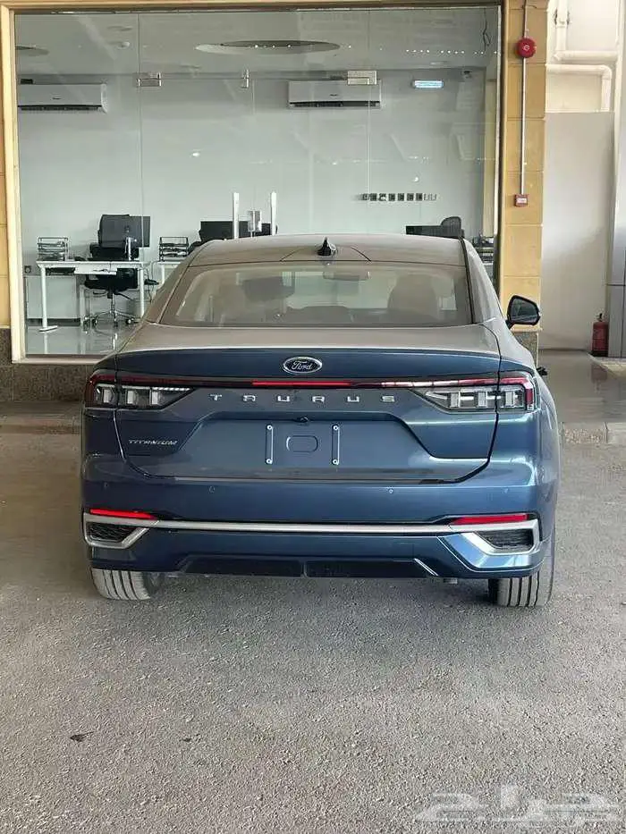 فورد تورس تيتانيوم 2026 متوفر لدي الحسن اربع الوان 4