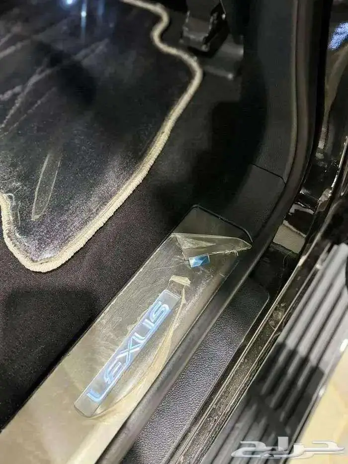 لكزس بلاك اديشن 2021 6