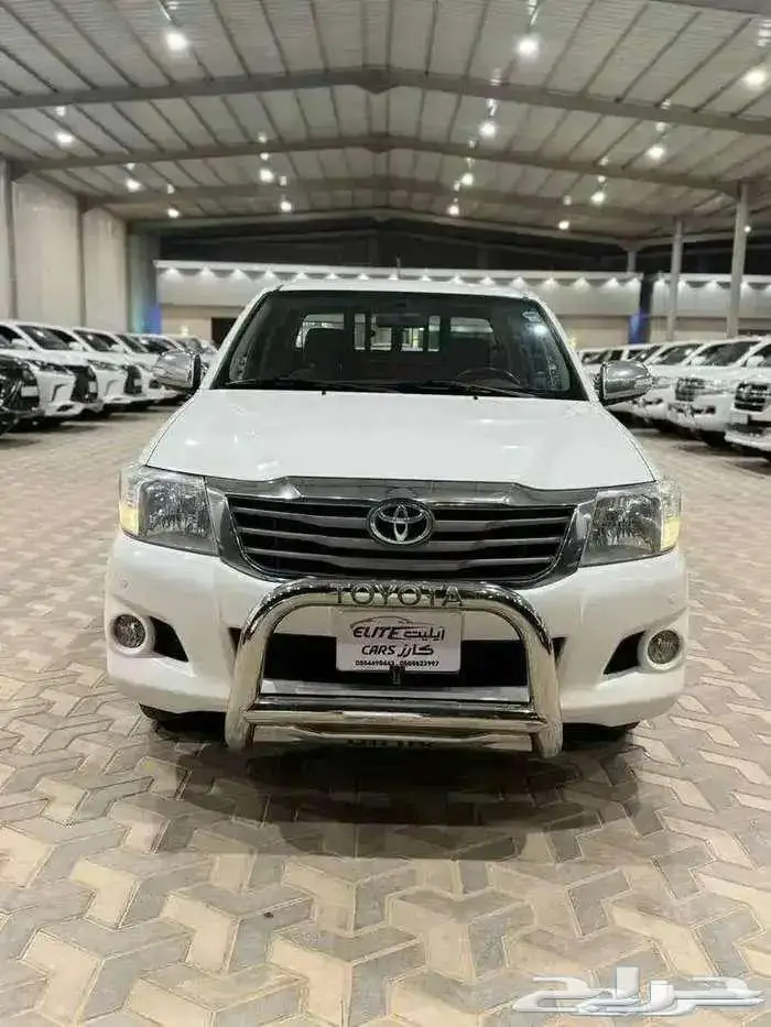 تويوتا هايلوكس 2013 نظيف جدا 0
