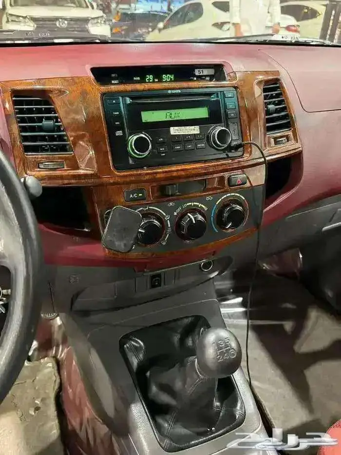 تويوتا هايلوكس 2013 نظيف جدا 8