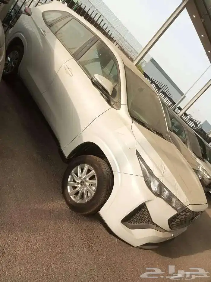 تويوتا انوفا ستاندر بنزين 2026 5