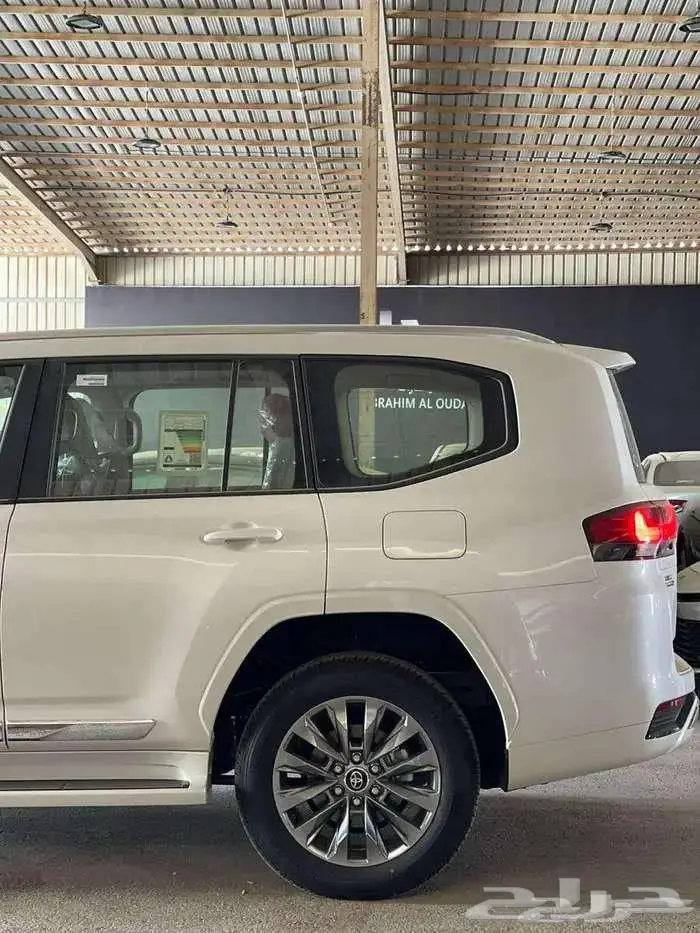 تويوتا لاندكروزر GXR - جميع الفئات - عروض 50 50 5