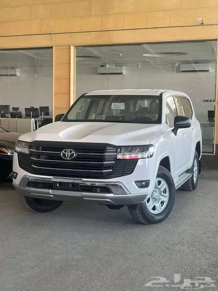 لاندكروزر GXR هدد خليجي تنفس طبيعي 2025 متوفر لدى الحسن 0