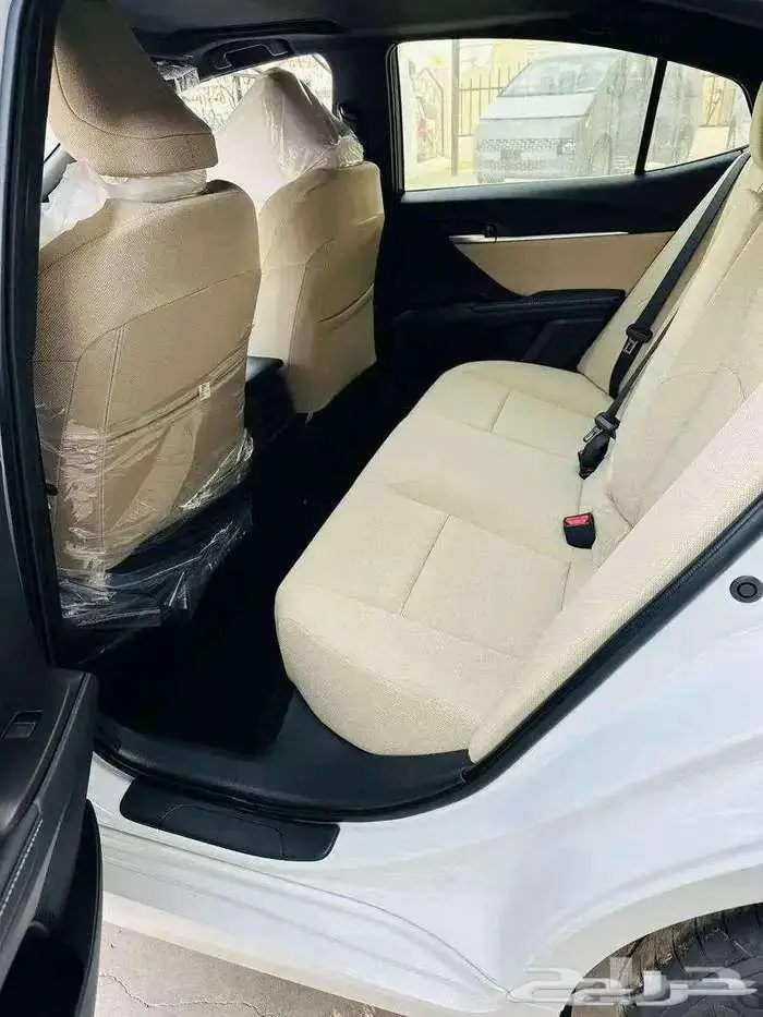 تويوتا كامرى LE بنزين موديل 2025 5