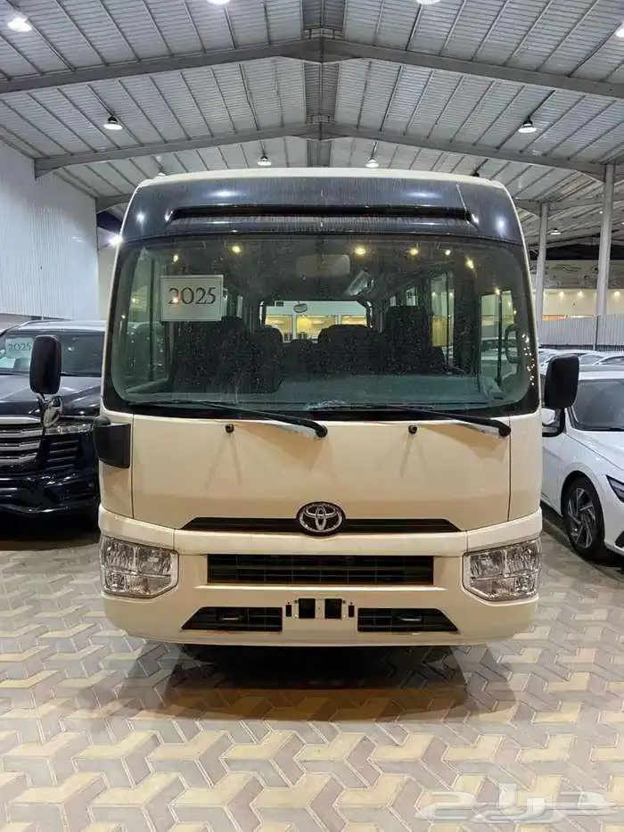 كوستر 2025 خليجي 23 راكب ديزل 4 سلندر بسعر مميز كاش وبنك 2