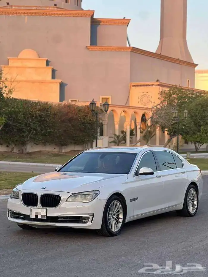 بي ام دبليو 740Li 2013 (كاش او دفعات) 0