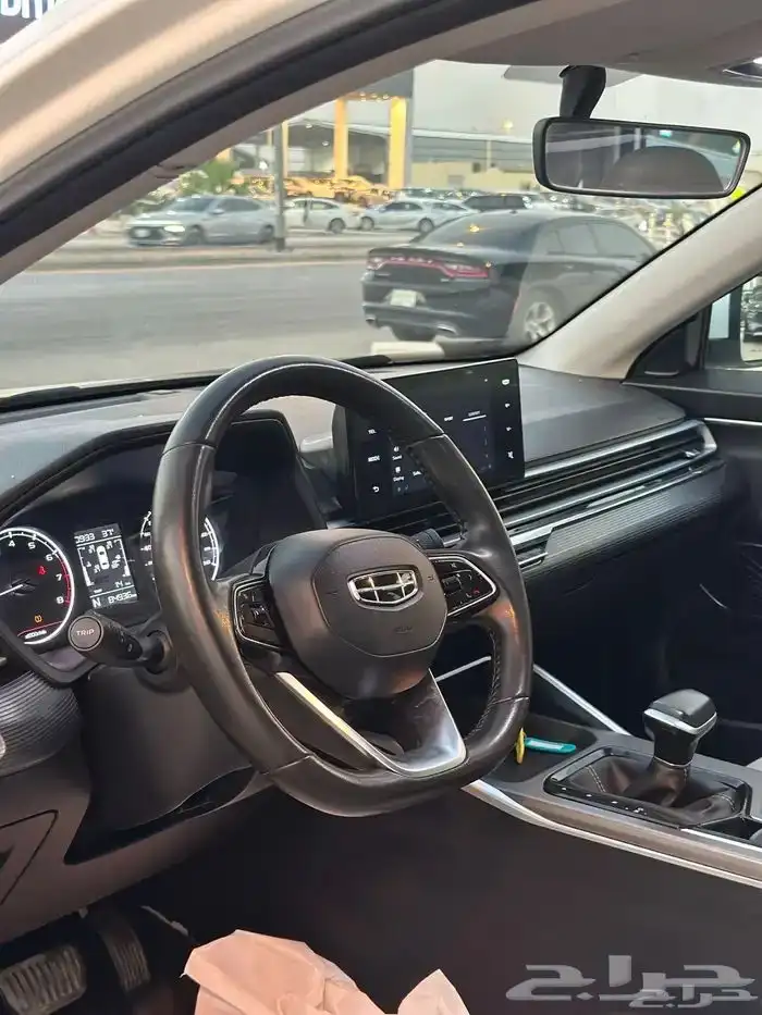 جيلي امجراند 2023 11