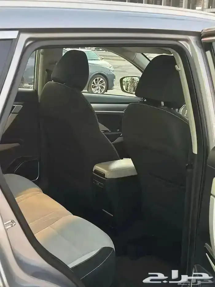 جيلي كولراي 2023 11