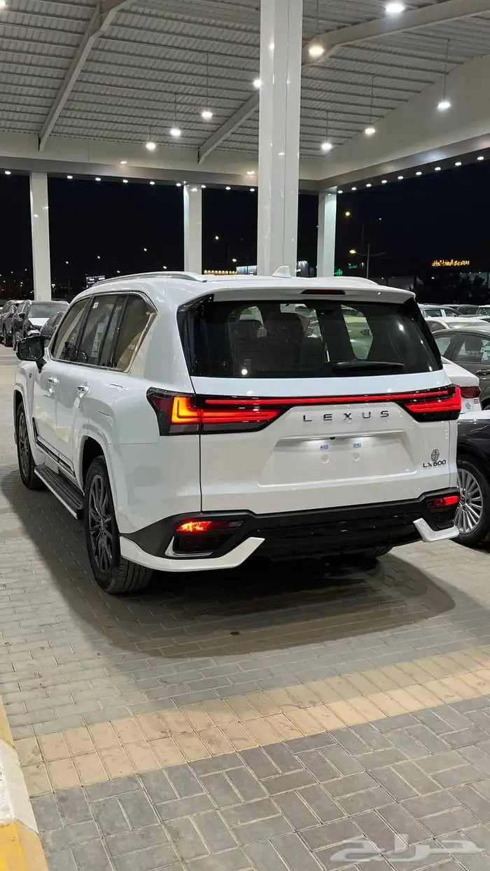 لكزس اف اسبورت سعودى موديل 2025 عرض خاص 8