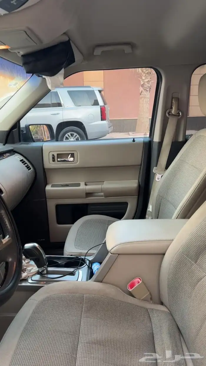 فورد فليكس 2010 4