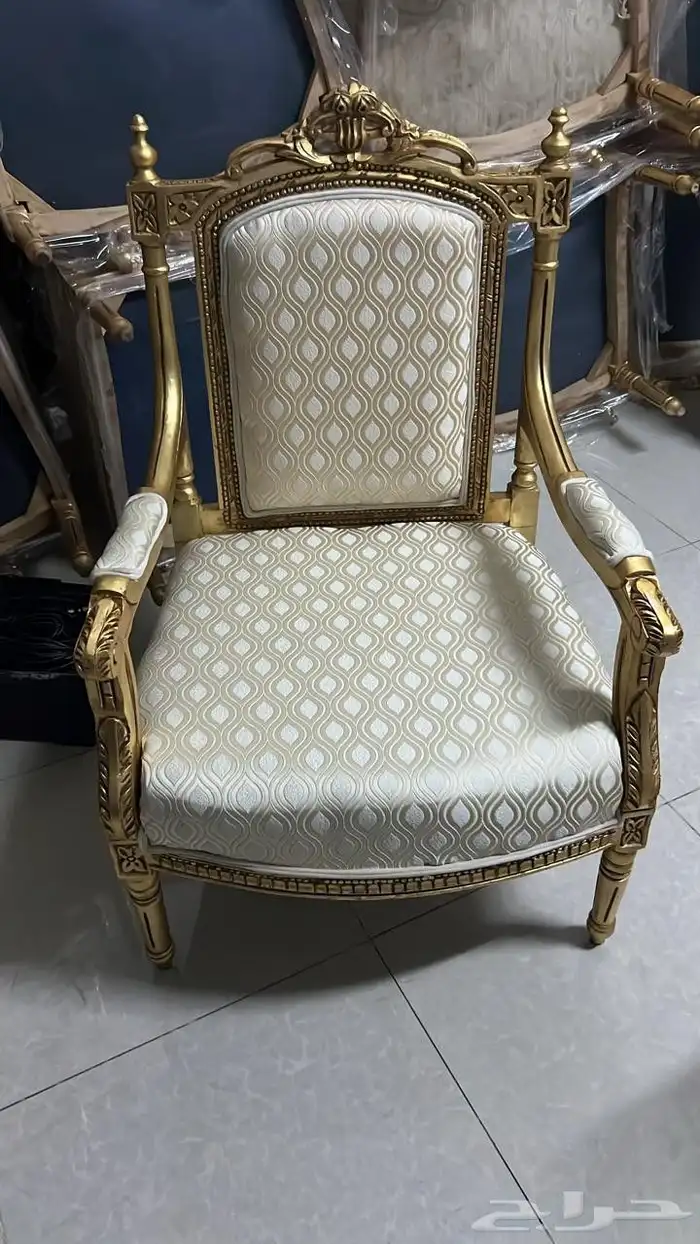 تأجير كراسي وطاولات وكنب حفلات مناسبات فعاليات 4