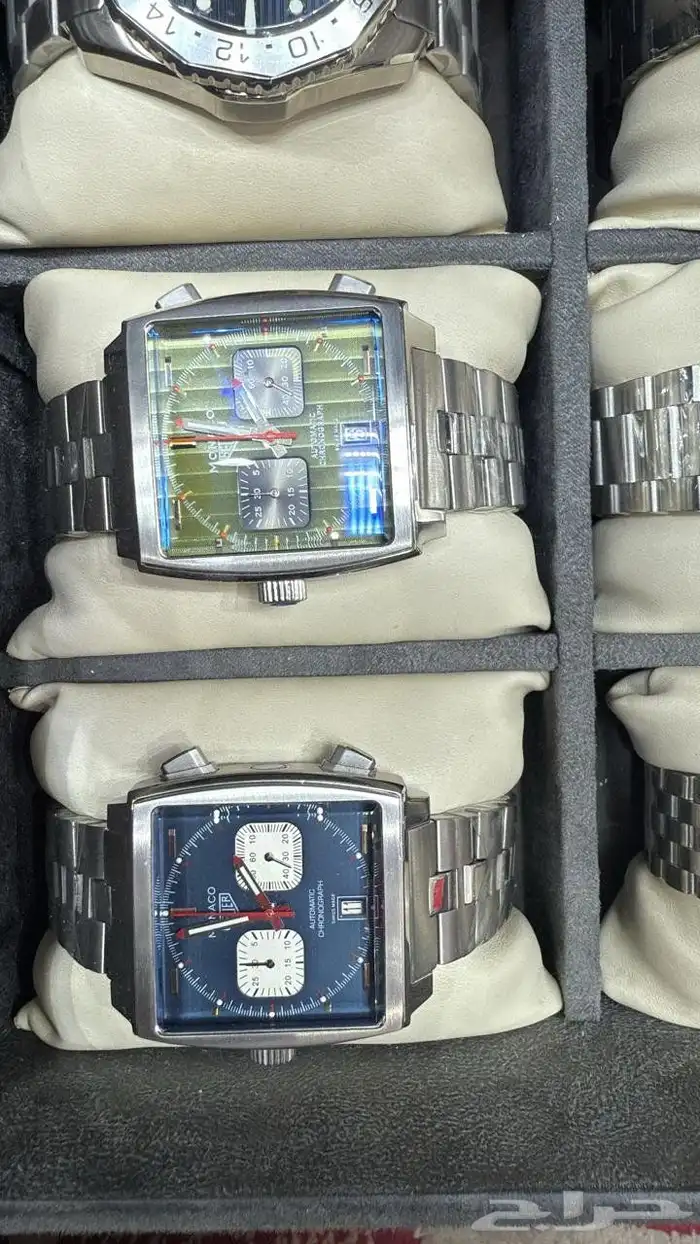 يوجد لدينا ساعات 8