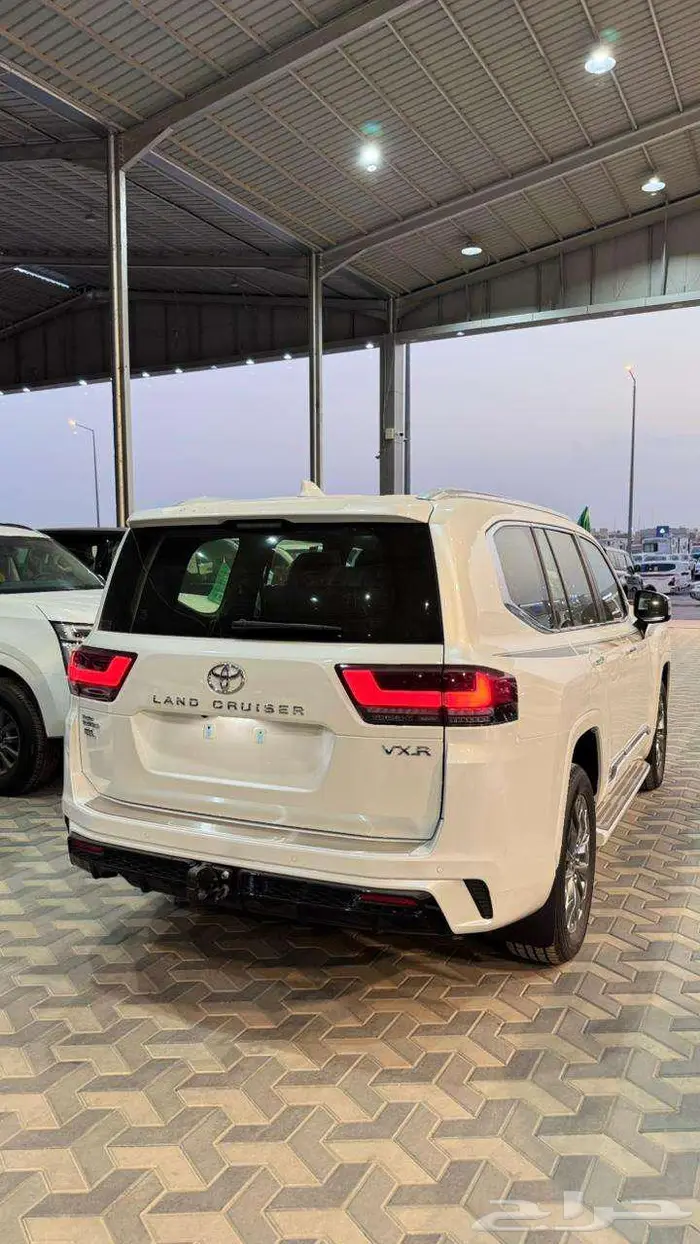 VXR فل كامل قطري 2025 27