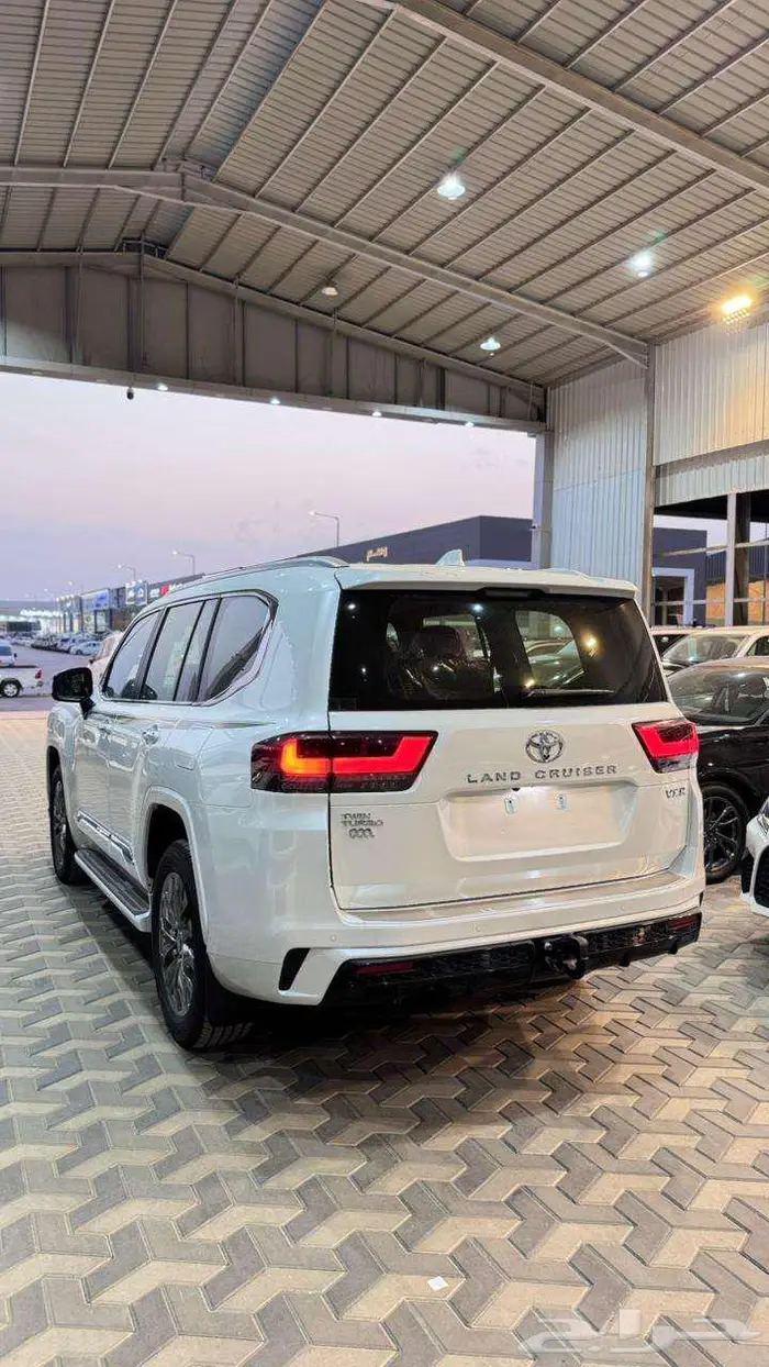 VXR فل كامل قطري 2025 26