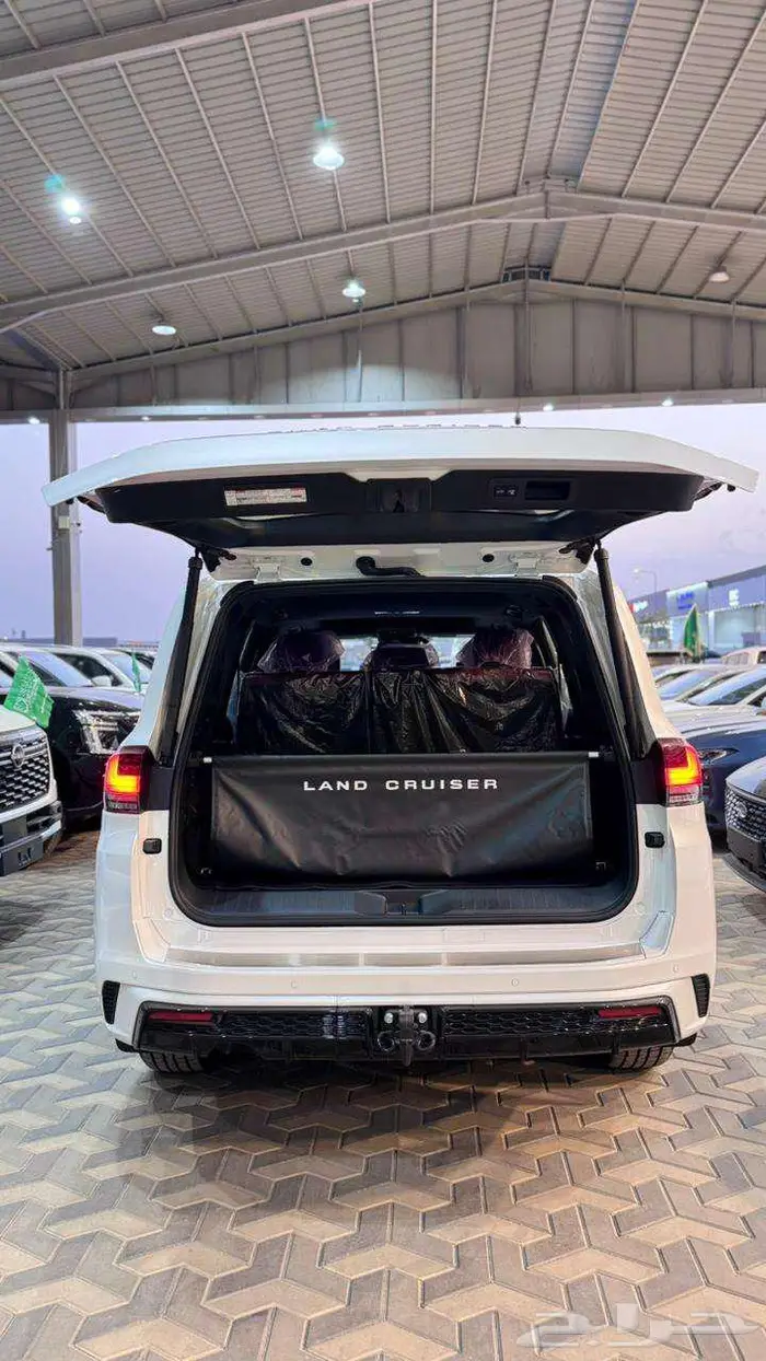 VXR فل كامل قطري 2025 28