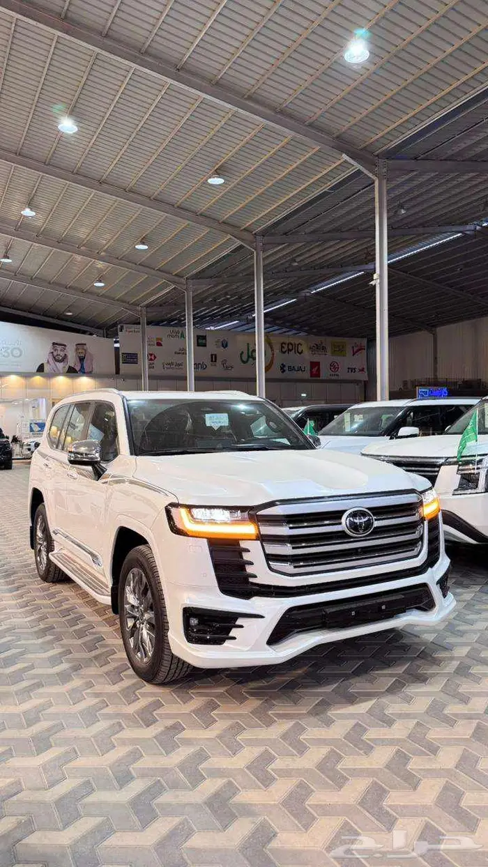 VXR فل كامل قطري 2025 1