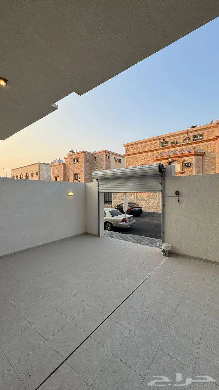 دور و3 شقق للبيع الخبر -الجسر 12