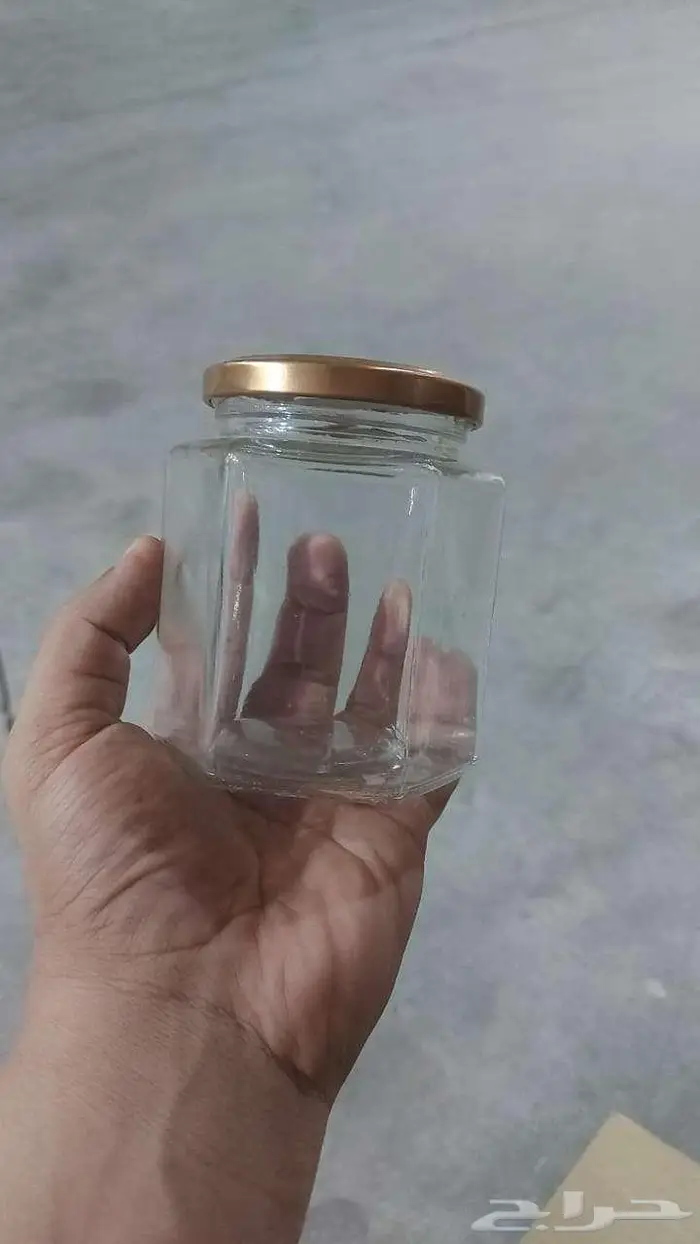 تصفية مستودع عبوات فارغة 11