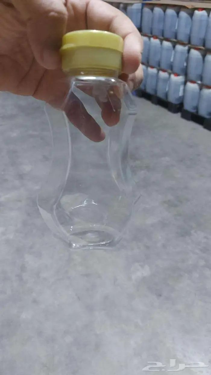 تصفية مستودع عبوات فارغة 5