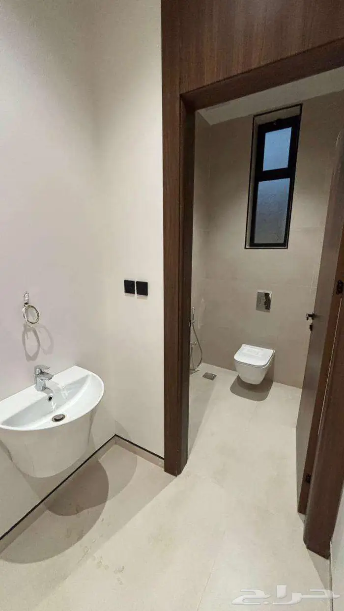 دور وملحق للبيع و بناء على الكود السعودي 5