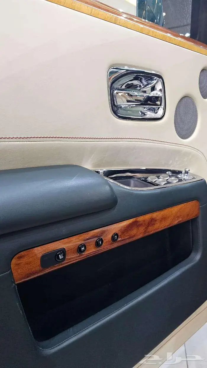 رولز رويس قوست 2017 سعودى 15