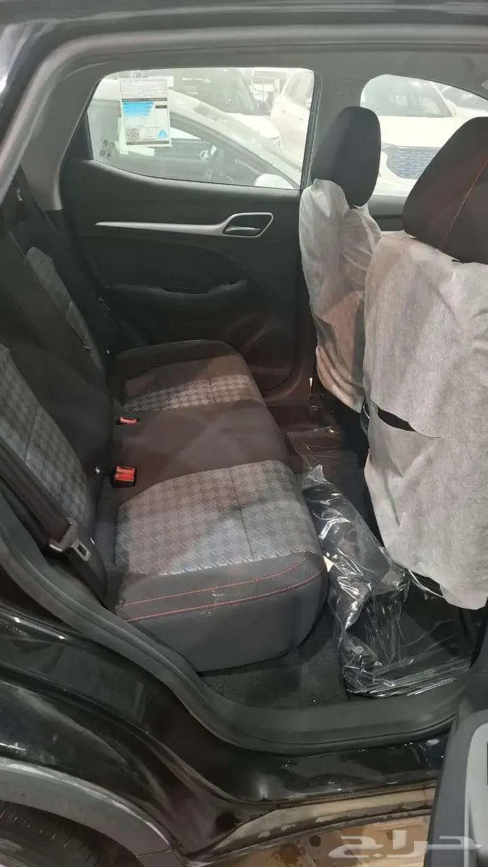 ام جي ZS استاندر 2023 8