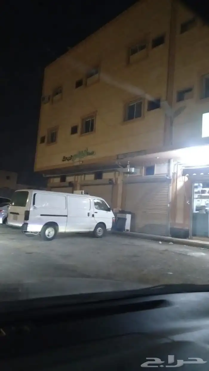 للايجار شقة علوية عوايل بحي الريان 0