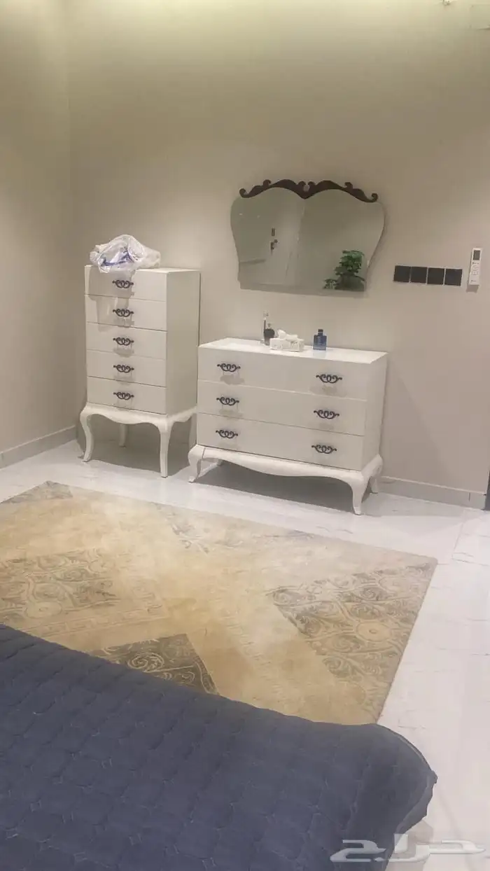 شقة بحي العقيق مؤثثة 9