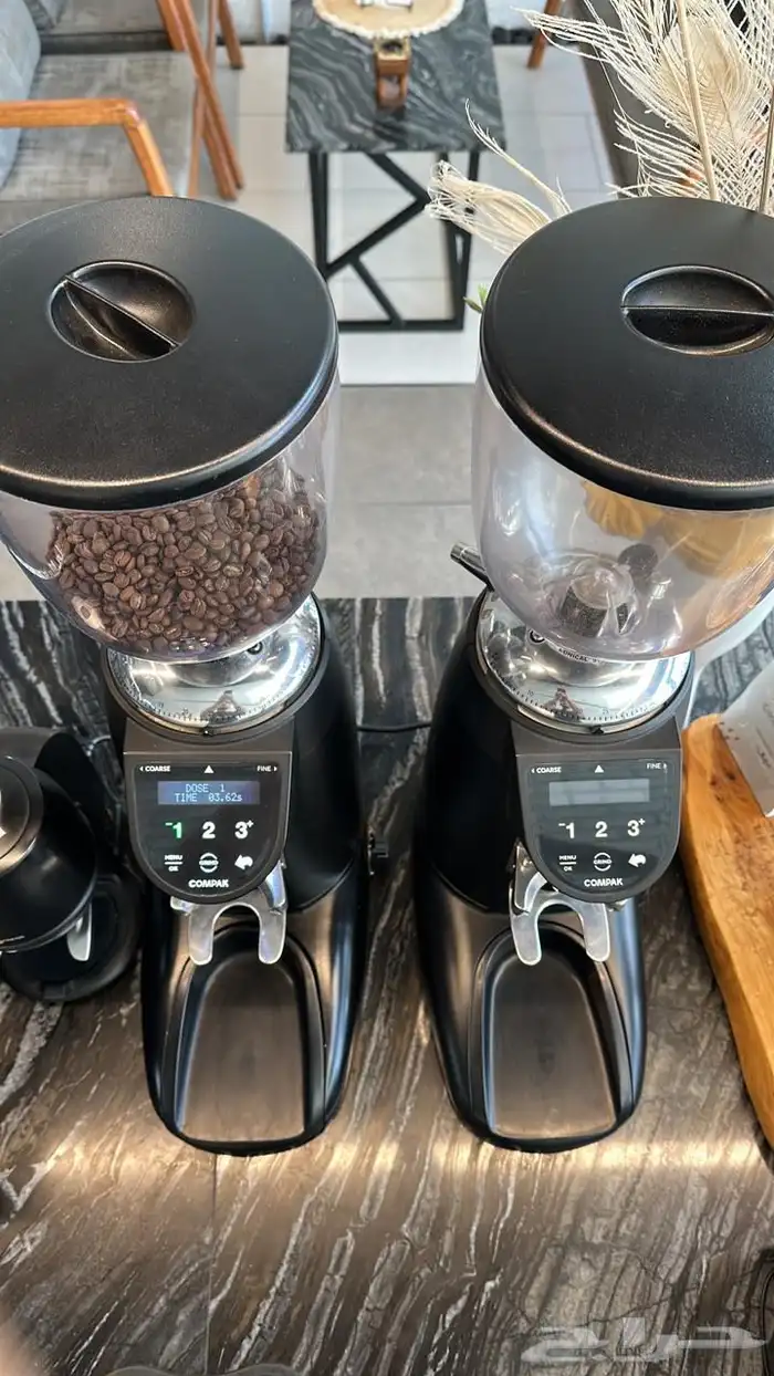 طاحونة كومباك e10 0